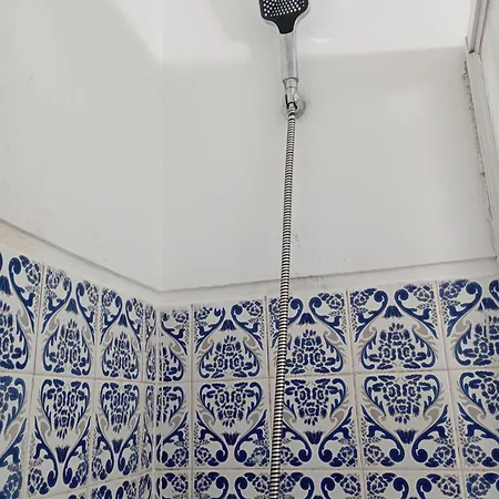 Family Shared House Homestay